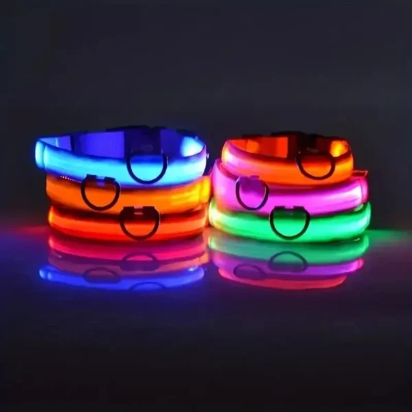 Sf7b02c524c9c4d4e87b8df3c8bb797d6j.webp GlowPaw™ LED Safety Collar & Leash